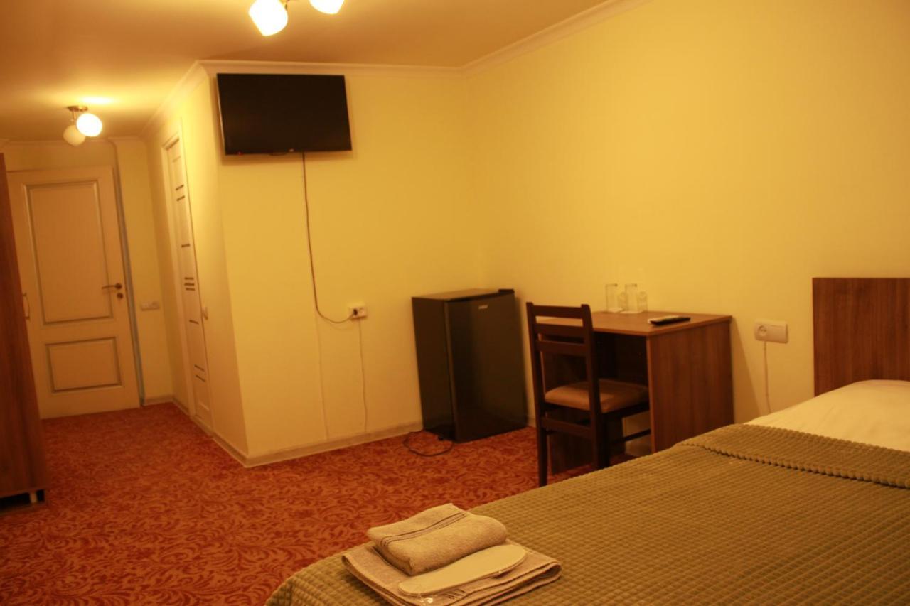 Hotel International Erévan Extérieur photo