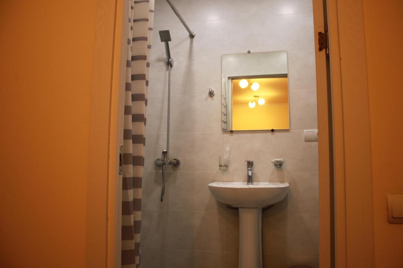 Hotel International Erévan Extérieur photo